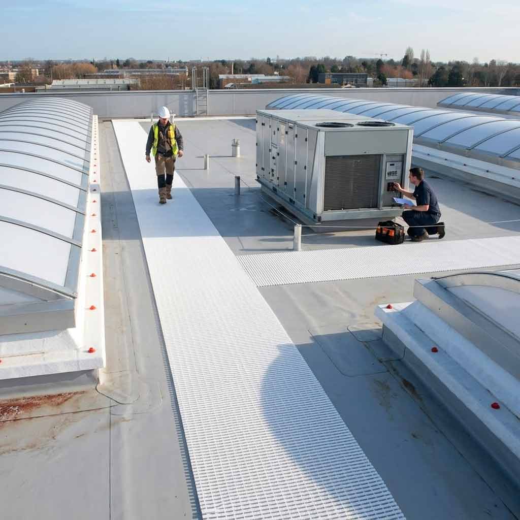 Professional Heavy Duty PVC Roof Matting - 10m Roll, Slip-Resistant and Weather-Resistant for Flat Roofs and Walkways