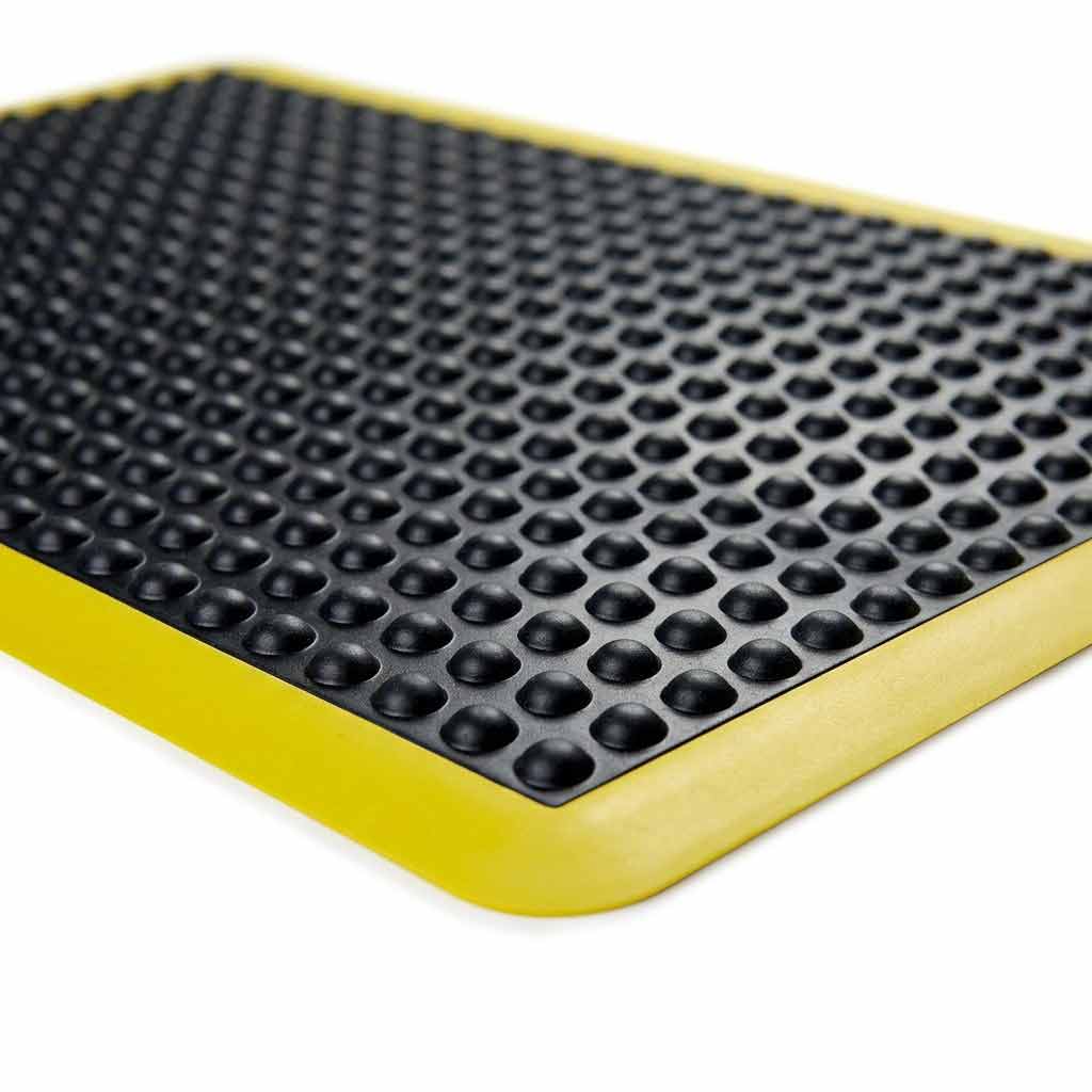Premium Safety Anti-Fatigue Mat with Yellow Border - Ergonomic Design for Comfort and Safety in the Workplace
